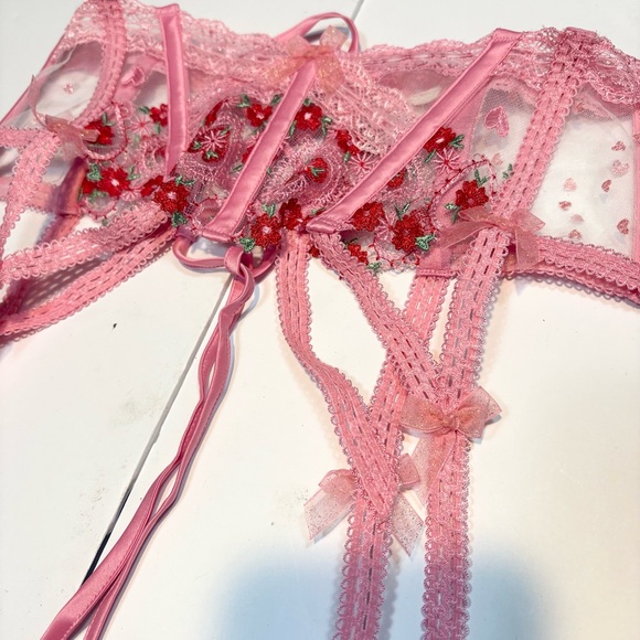 For Love and Lemons Pink Red Hearts Flower lace garter belt - Picture 8 of 12